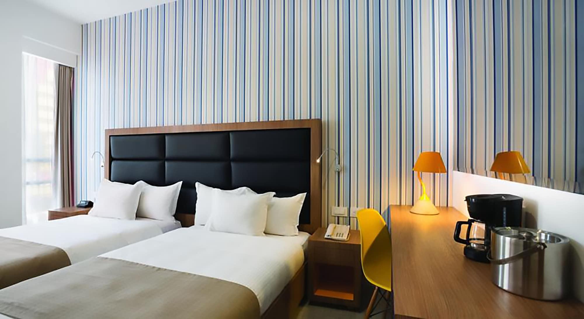 Tryp By Wyndham Mexico City World Trade Center Area Exterior photo