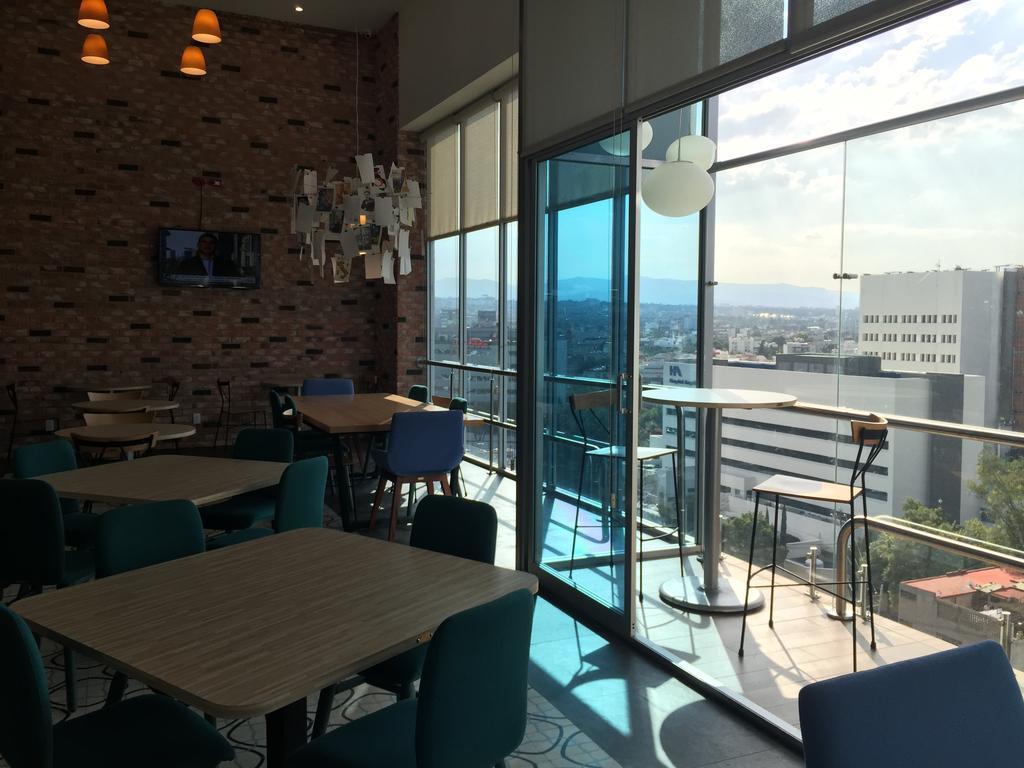 Tryp By Wyndham Mexico City World Trade Center Area Exterior photo