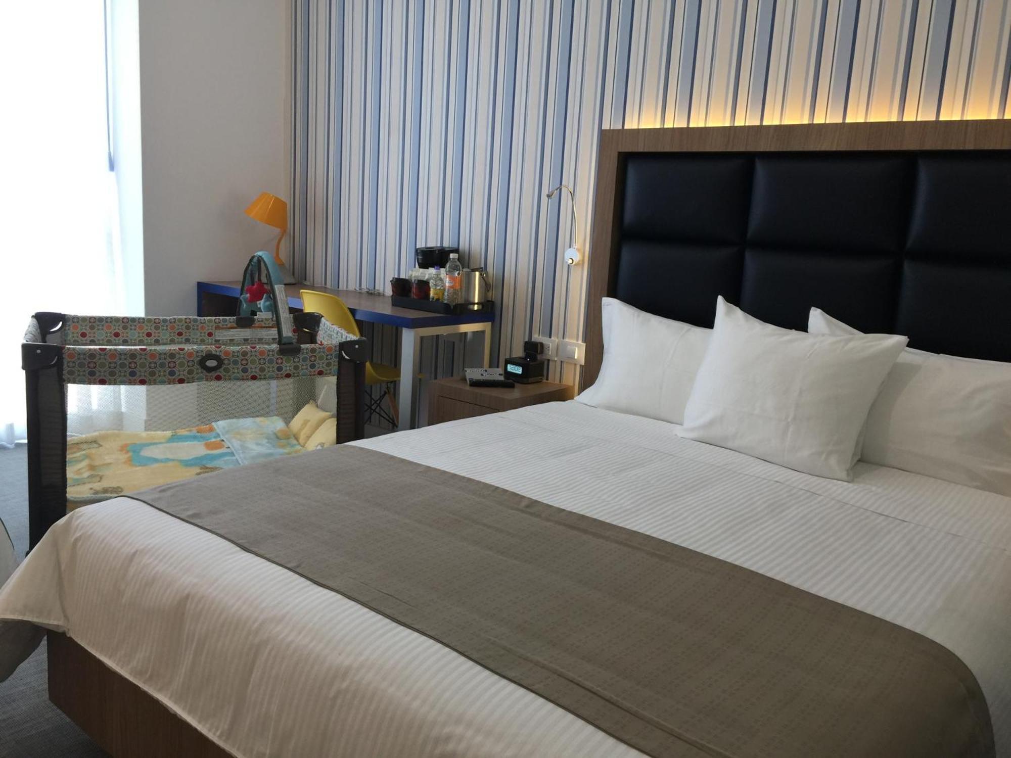 Tryp By Wyndham Mexico City World Trade Center Area Room photo