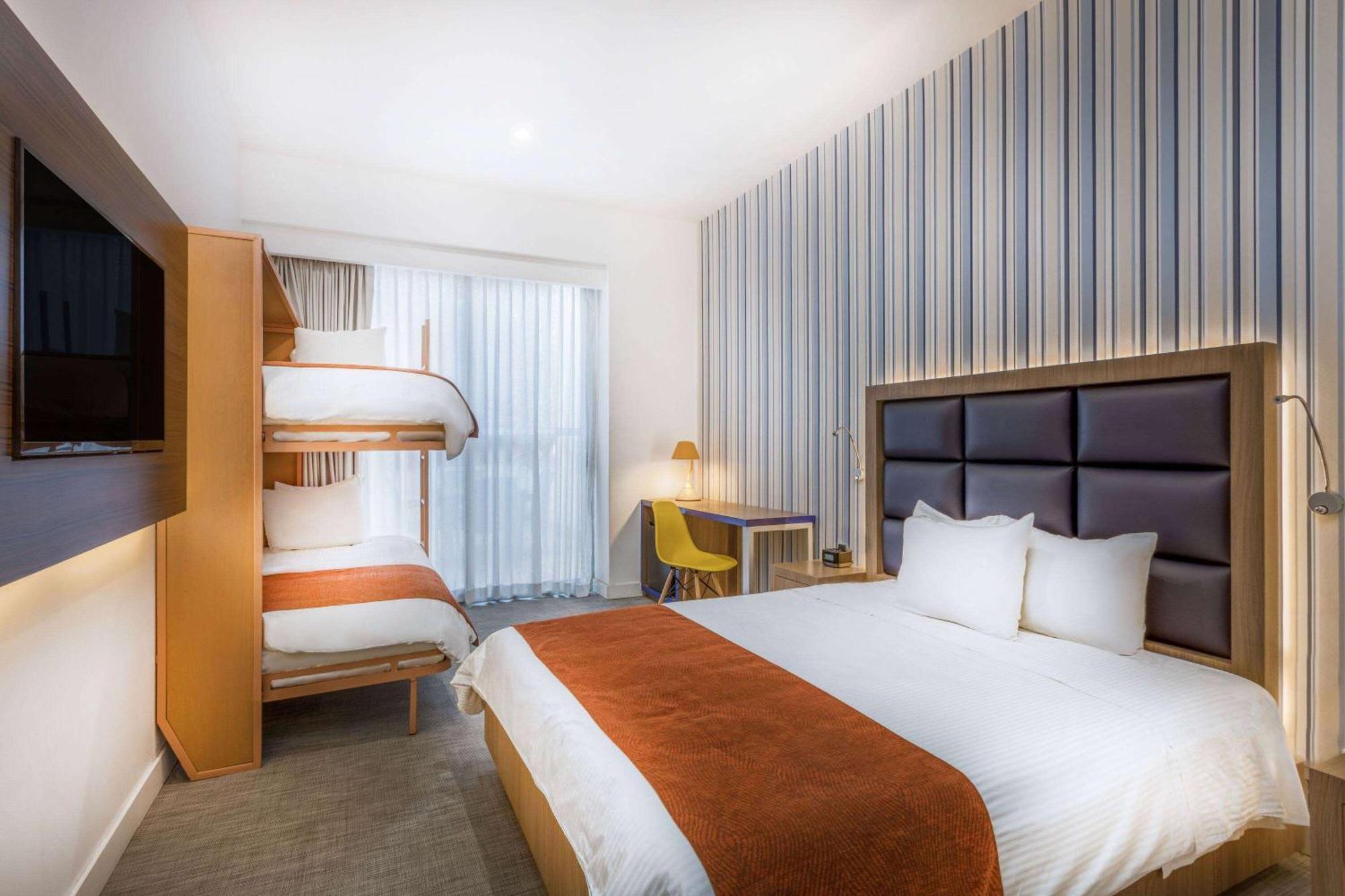 Tryp By Wyndham Mexico City World Trade Center Area Exterior photo